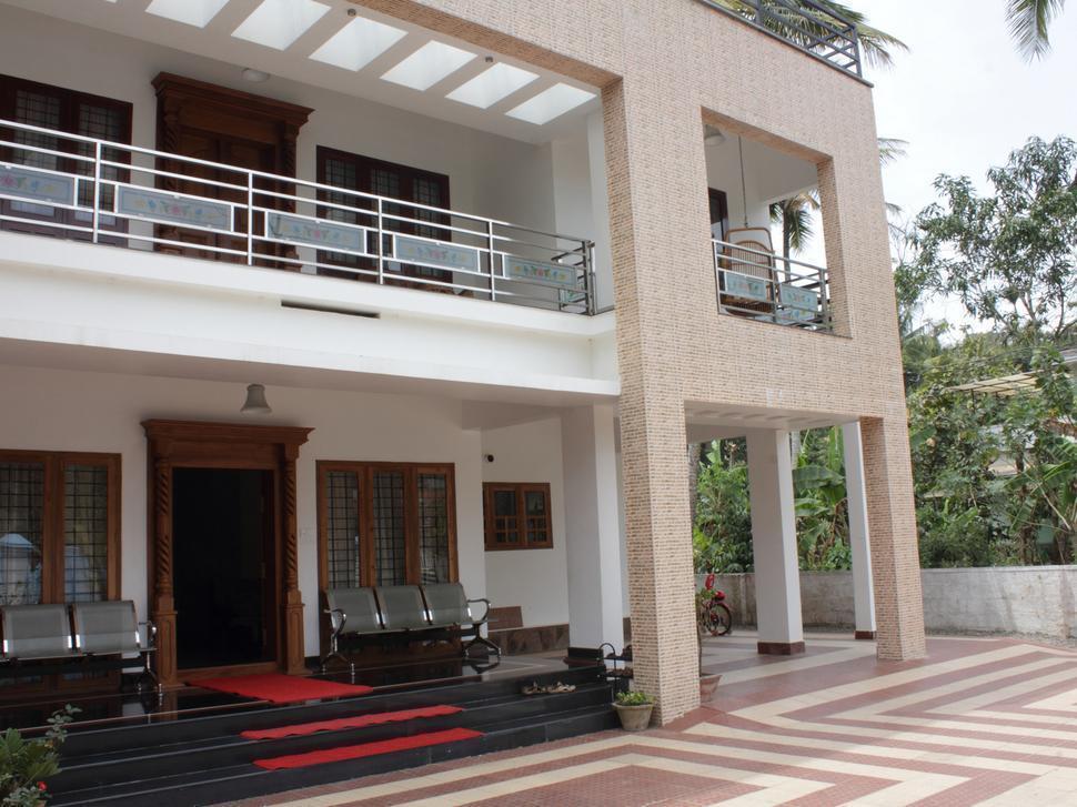 Periyar Villa Home Stay - Thekkady Exterior foto